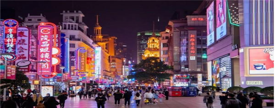 Nanjing Road street with many people walking
AI-generated content may be incorrect.